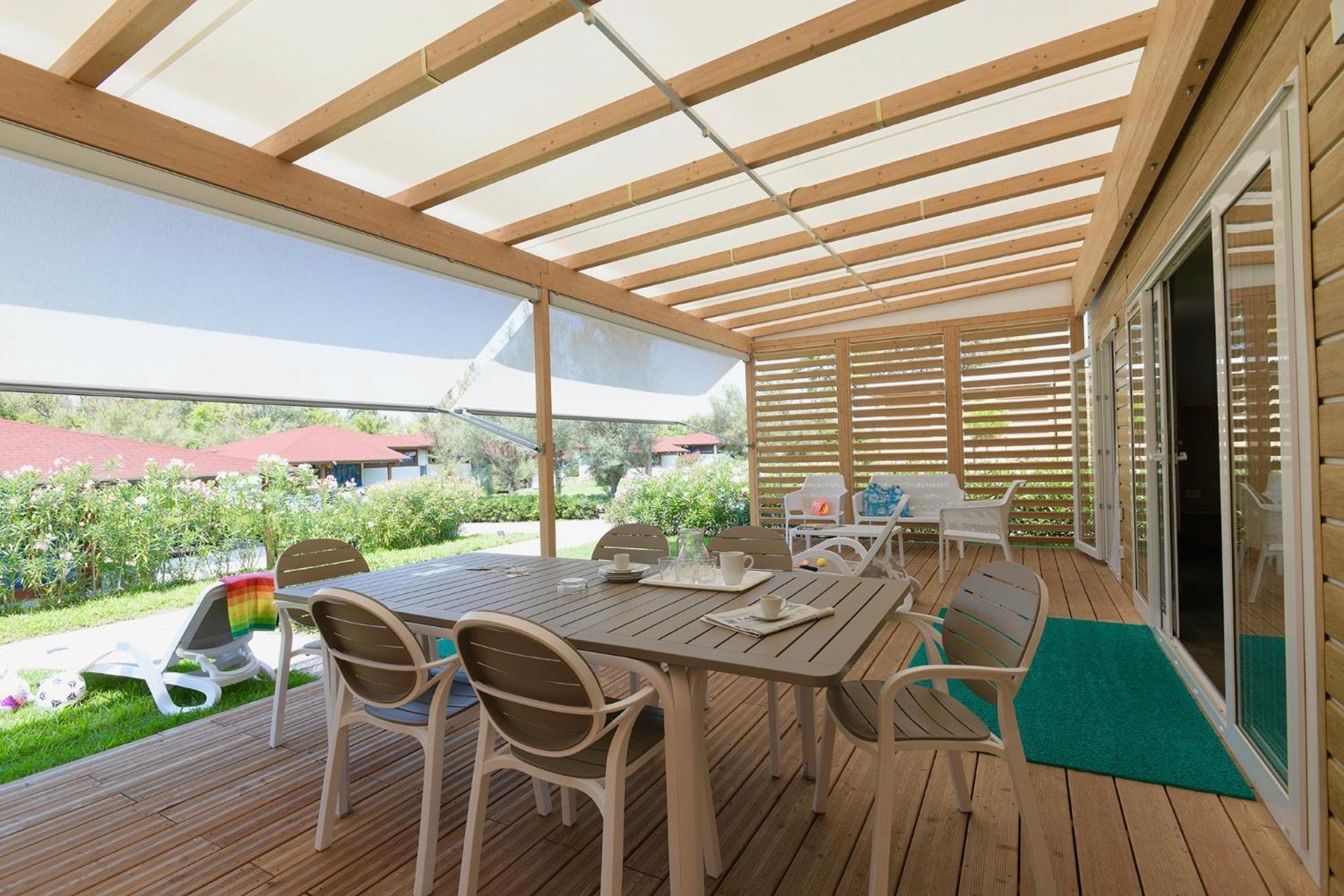 Isamar Holiday Village Ca Lino 객실 사진 A pergola with a retractable awning